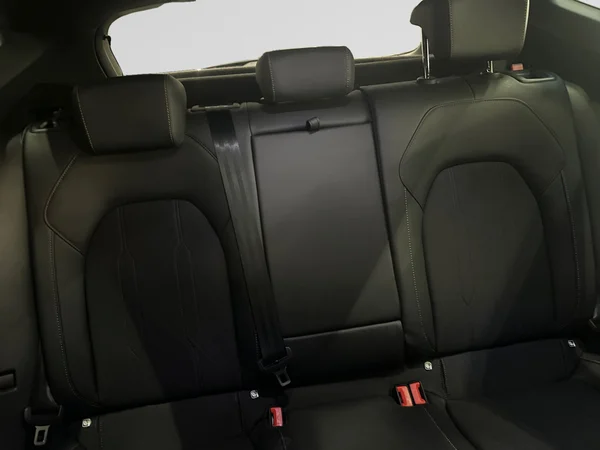 CUPRA Formentor e-Hybrid (PHEV) (2025) — foto 11 van 24