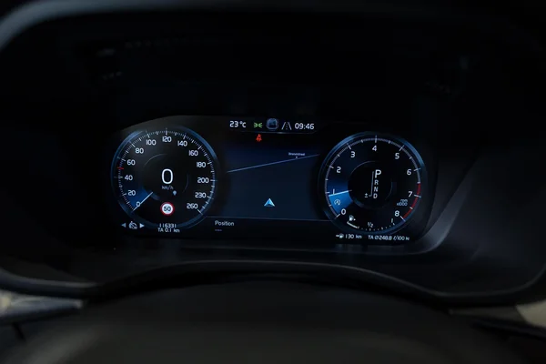 Volvo XC60 (2019) — foto 20 van 44