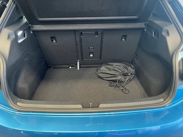 VOLKSWAGEN ID.3 (2023) — foto 6 van 11