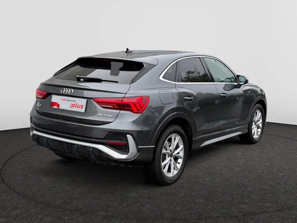 AUDI Q3 Sportback (2025) — foto 17 van 21