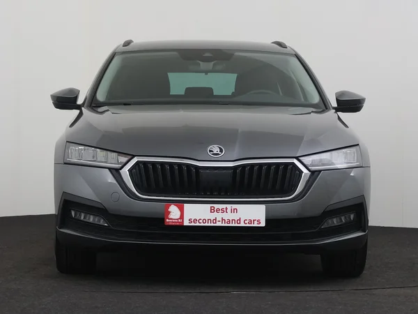 SKODA Octavia (2022) — foto 23 van 25