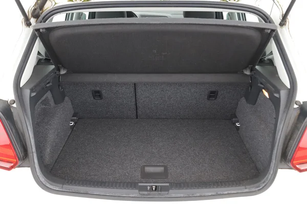 Volkswagen Polo (2016) — foto 8 van 16