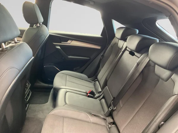 AUDI Q5 Sportback PHEV (2024) — foto 10 van 23