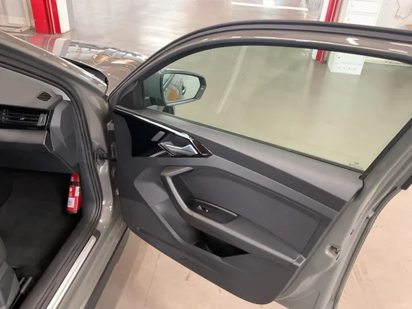 AUDI A1 Allstreet (2023) — foto 9 van 20