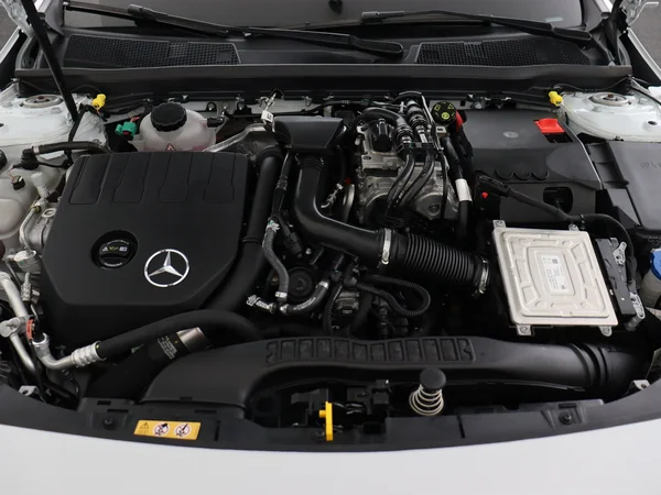 MERCEDES A 250 (2020) — foto 6 van 31