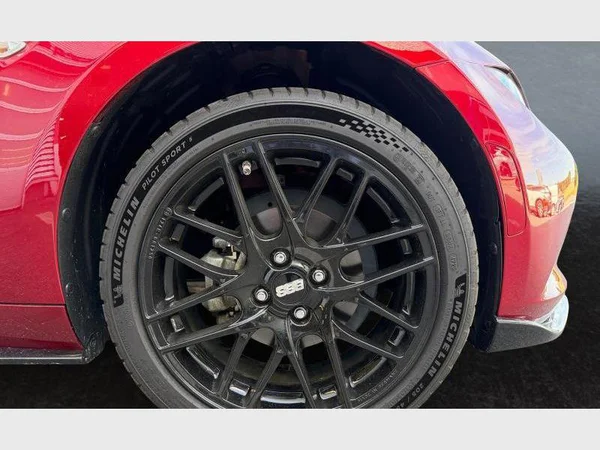 Mazda MX-5 (2024) — foto 27 van 27