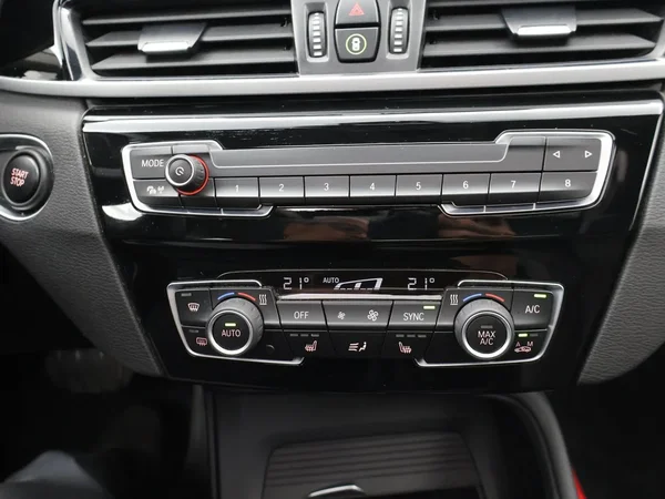BMW X1 (2022) — foto 10 van 28