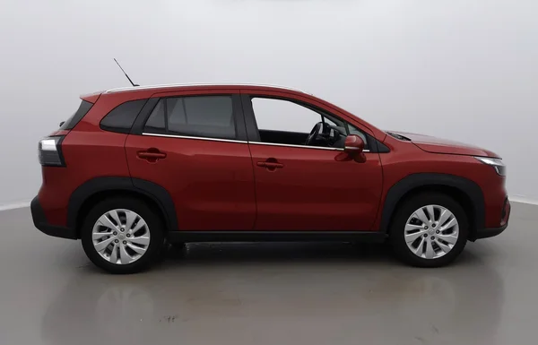 Suzuki S-Cross (2023) — foto 32 van 35