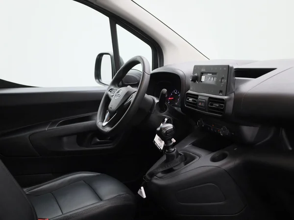 Opel Combo Life (2022) — foto 20 van 34