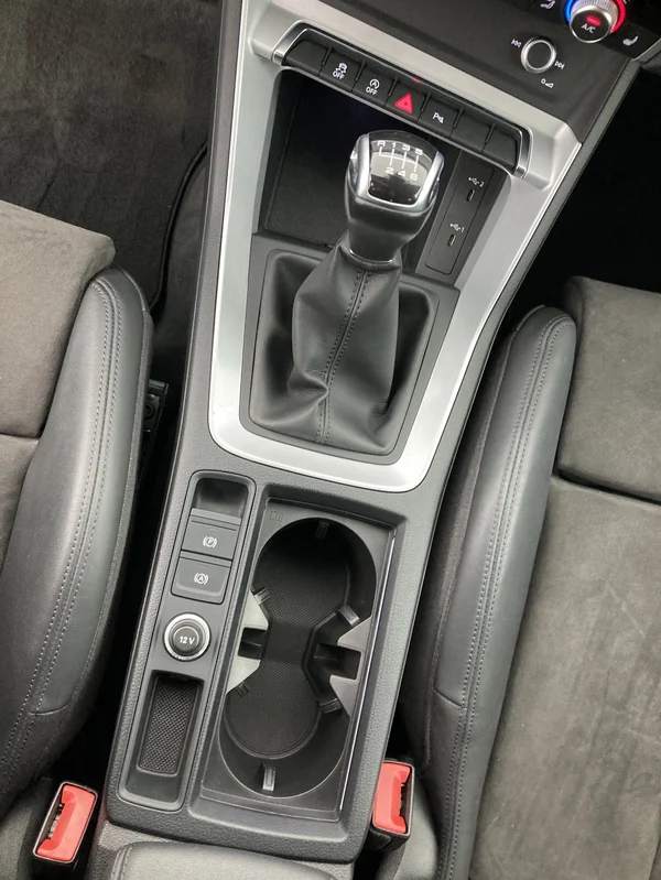 AUDI Q3 (2021) — foto 14 van 36