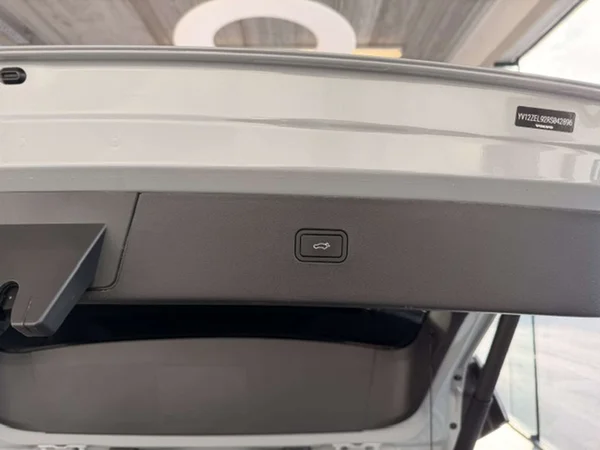 Volvo EX30 (2024) — foto 13 van 20