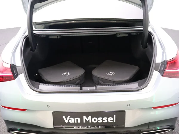 Mercedes-Benz CLA (2024) — foto 19 van 32