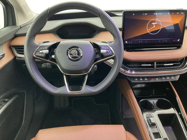 SKODA Enyaq (2023) — foto 30 van 30