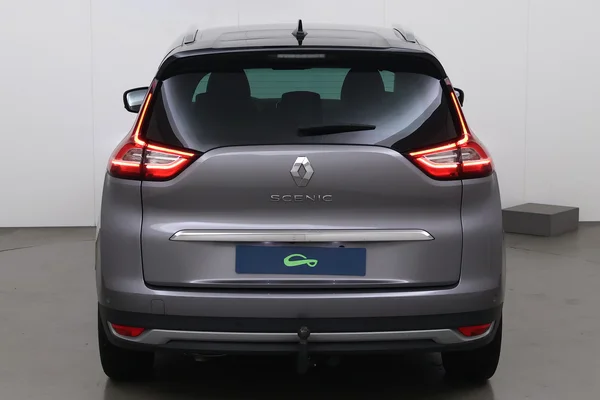 Renault Grand Scenic (2021) — foto 18 van 23