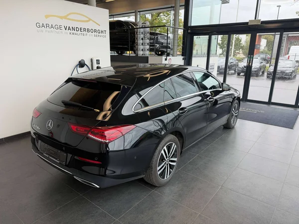 Mercedes-Benz CLA (2023) — foto 16 van 21