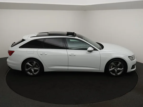 AUDI A6 SW PHEV (2024) — foto 10 van 30