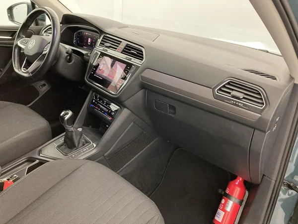 VOLKSWAGEN Tiguan Allspace (2021) — foto 10 van 36