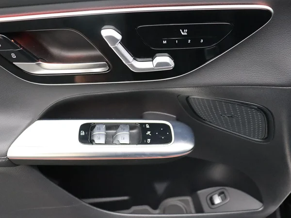 Mercedes-Benz GLC (2025) — foto 27 van 28