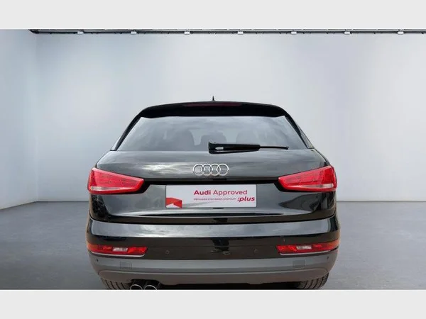 Audi Q3 (2016) — foto 22 van 25