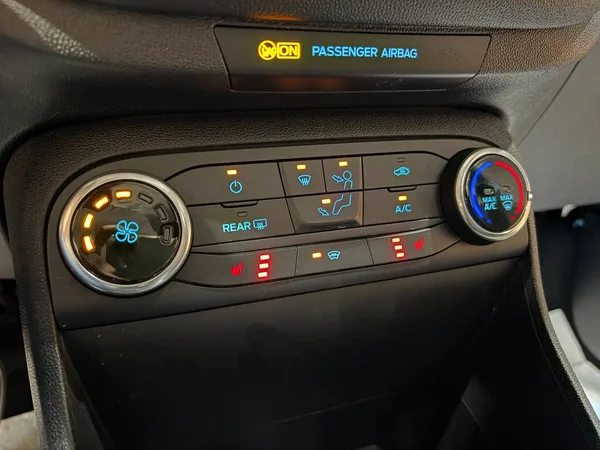 Ford Fiesta (2019) — foto 4 van 23