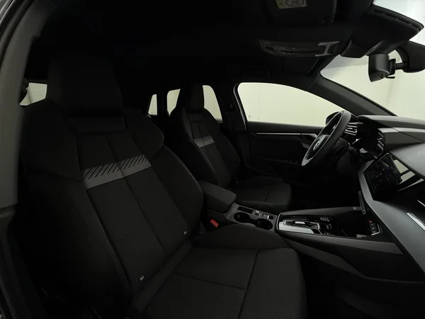AUDI A3 Sportback (2025) — foto 16 van 18