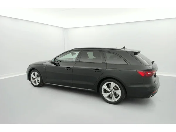 AUDI A4 Avant (2022) — foto 32 van 36