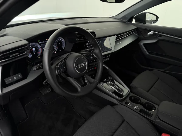 AUDI A3 Sportback (2025) — foto 15 van 18