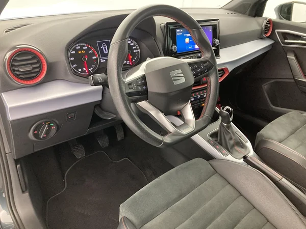 SEAT Arona (2022) — foto 10 van 36