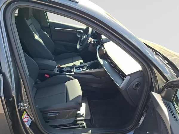 AUDI A3 Sportback (2025) — foto 8 van 24
