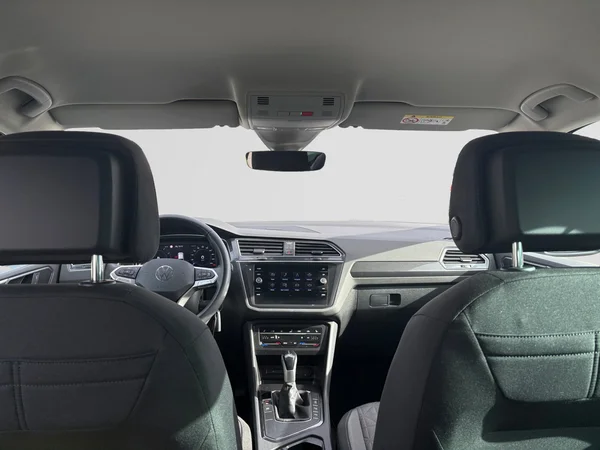 VOLKSWAGEN Tiguan (2023) — foto 8 van 21