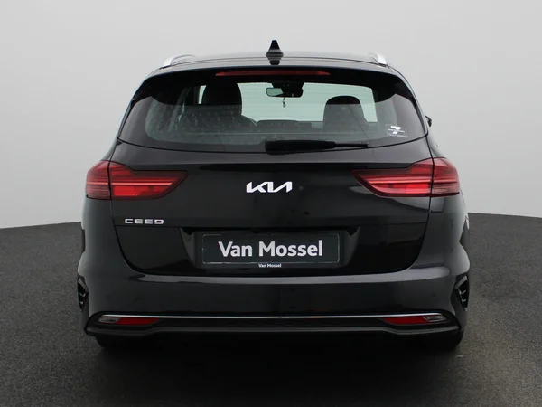 Kia cee'd (2023) — foto 38 van 41