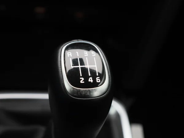 Kia cee'd (2024) — foto 16 van 37