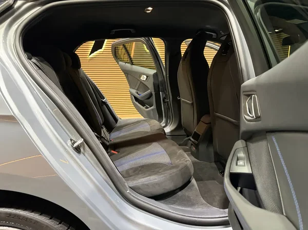 Bmw 118 (2024) — foto 15 van 28