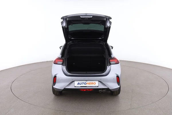 Opel Corsa (2022) — foto 7 van 16