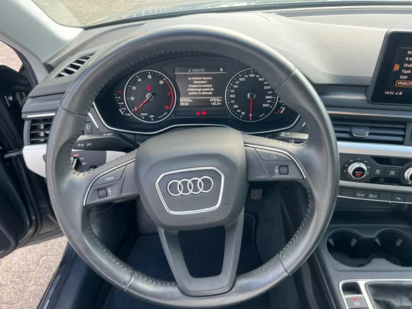 AUDI A4 SW (2017) — foto 6 van 24