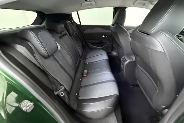 Peugeot 308 (2023) — foto 9 van 27