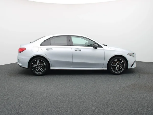 Mercedes-Benz A-Klasse (2024) — foto 21 van 24