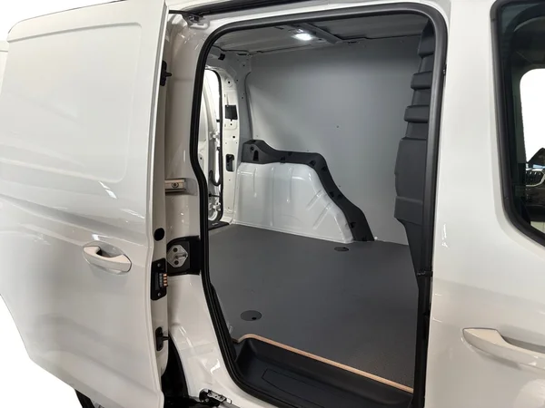 VOLKSWAGEN Caddy Van (2025) — foto 3 van 18