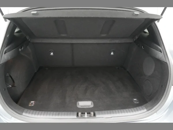 KIA Ceed (2023) — foto 7 van 29