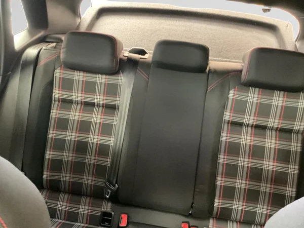 VOLKSWAGEN Polo GTI (2020) — foto 10 van 24
