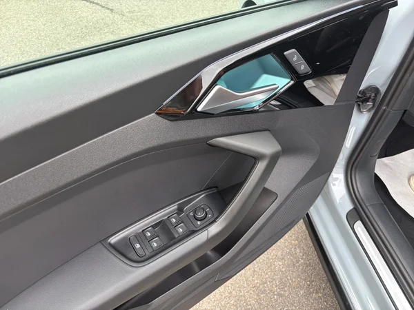AUDI A1 Sportback (2024) — foto 2 van 20