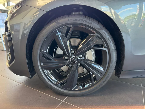 AUDI A6 Avant e-tron (2026) — foto 4 van 24