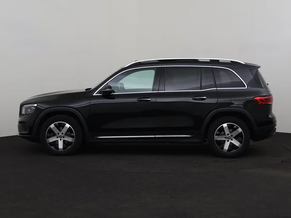 MERCEDES GLB 180 (2021) — foto 12 van 31