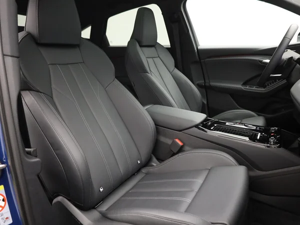 AUDI Q6 Sportback e-tron (2025) — foto 26 van 31