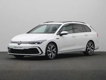 VOLKSWAGEN Golf VIII SW (2024)