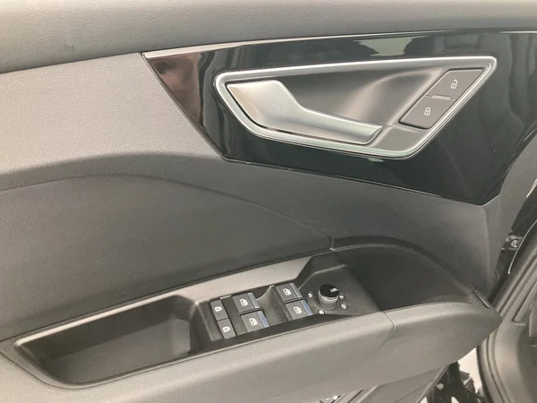 AUDI Q4 e-tron (2022) — foto 13 van 30