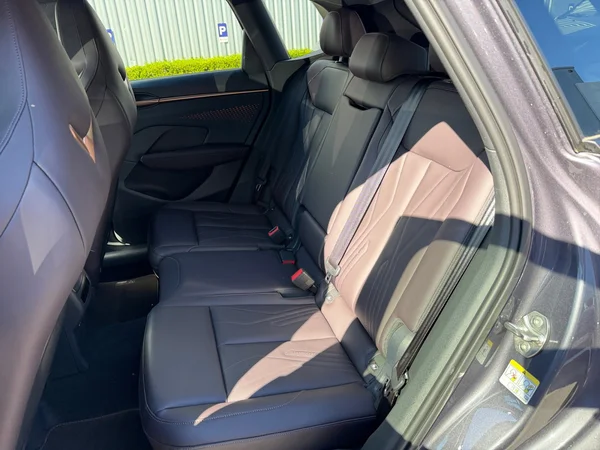CUPRA Terramar e-Hybrid (PHEV) (2025) — foto 5 van 23