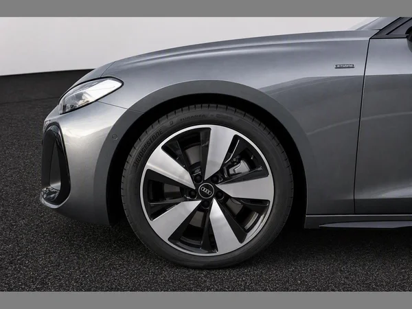 AUDI A5 Avant e-hybrid (PHEV) (2025) — foto 7 van 15