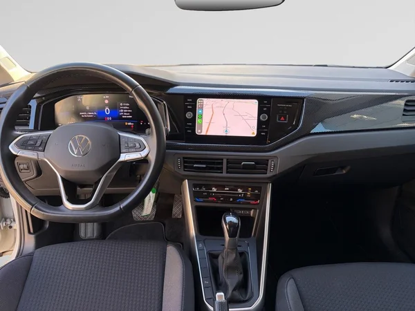 VOLKSWAGEN Polo (2023) — foto 13 van 15