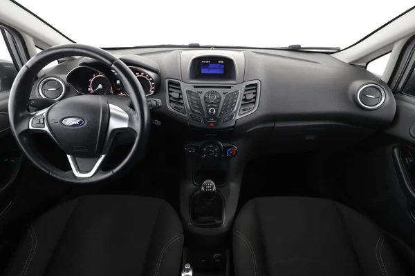 Ford Fiesta (2016) — foto 3 van 16